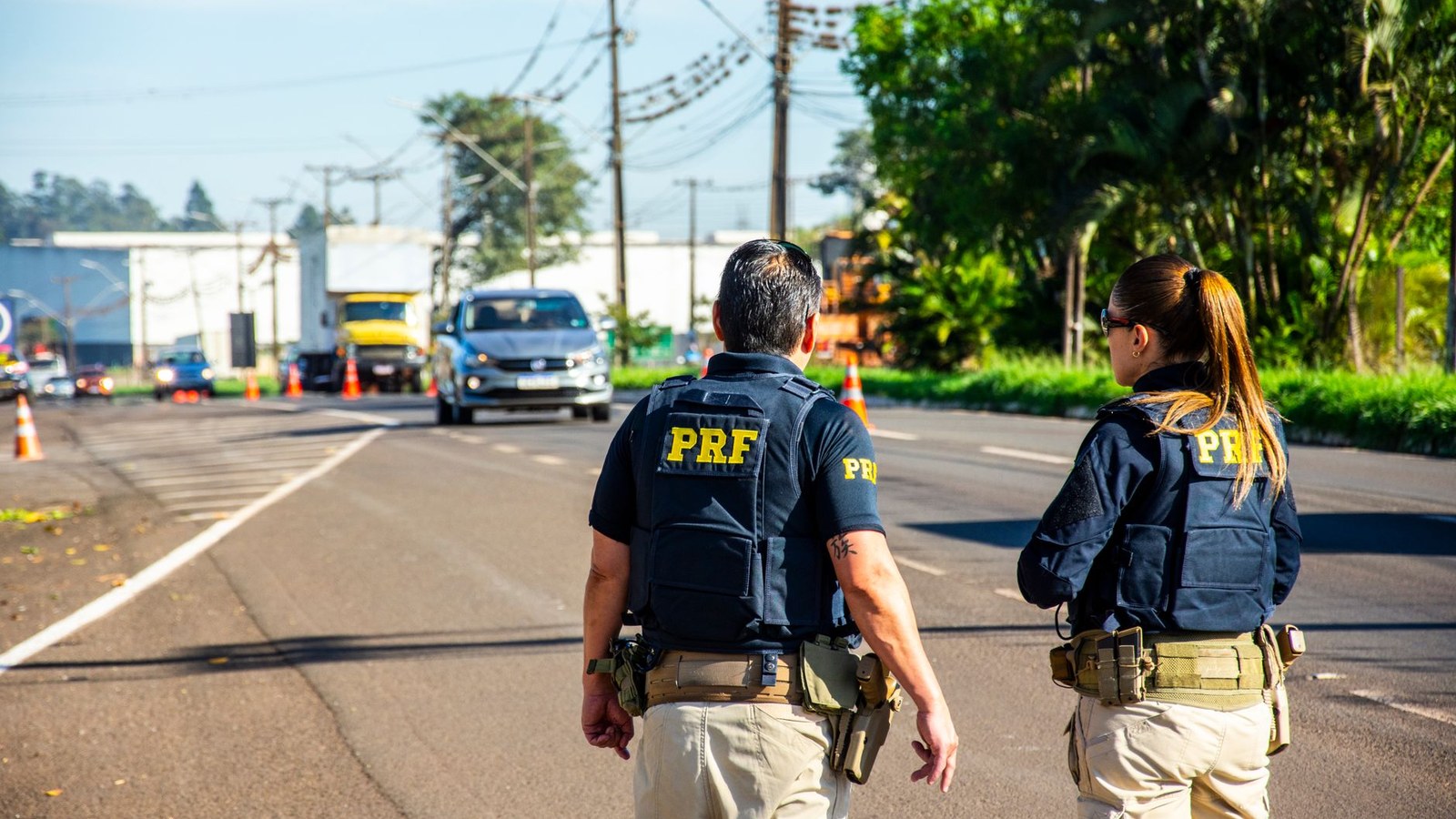 Acidente com quatro veículos deixa ferido na BR-116 em Camaquã