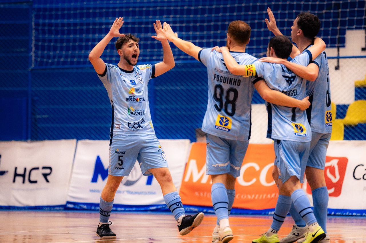 Camaquã Futsal vence a AMF e avança às quartas do Gauchão Série A