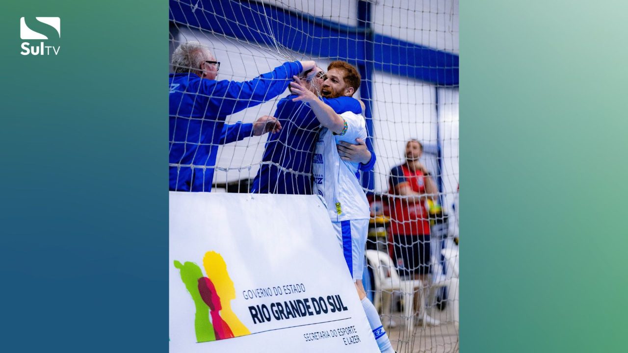 Camaquã Futsal vence AEU por 7 a 3 e fica perto da semifinal do Gauchão