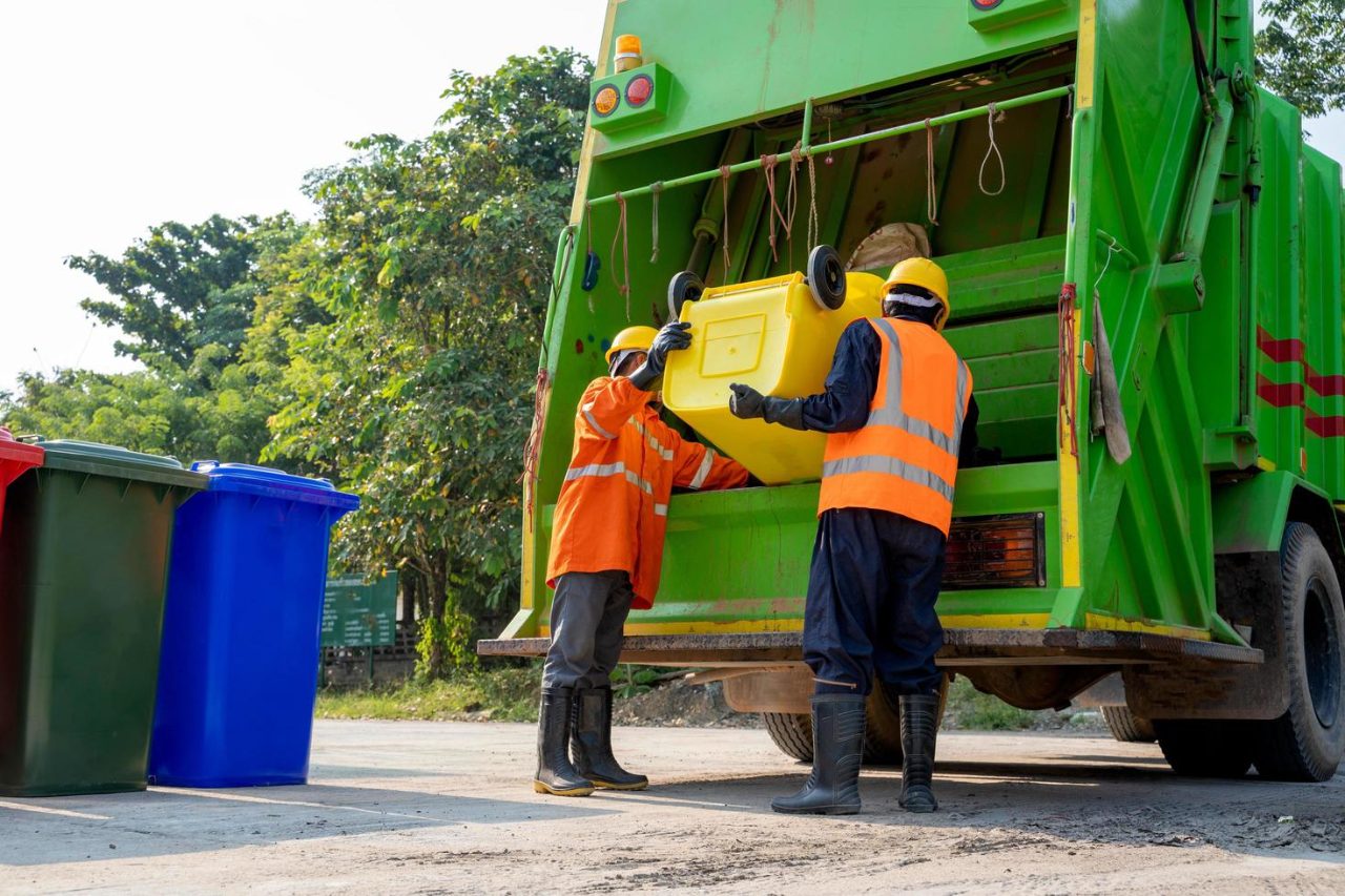 Coleta Seletiva no interior de Camaquã é pausada para manutenção de caminhão