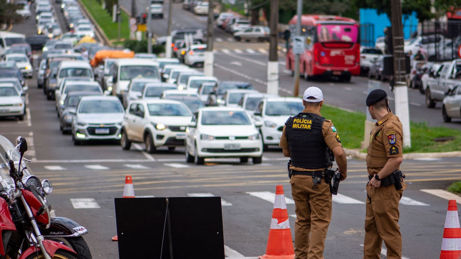 Corregedoria da Brigada Militar prende quatro PMs em Porto Alegre