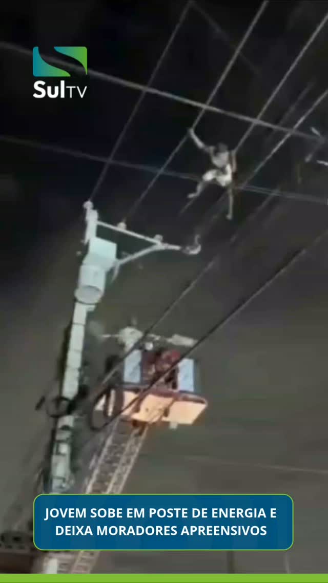 😱⚡ JOVEM SOBE EM POSTE DA REDE ELÉTRICA E PREOCUPA MORADORES