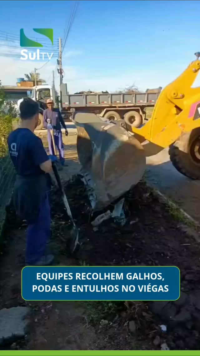 As equipes de limpeza urbana estiveram no bairro Viégas nesta quinta-feira (3) realizando o recolhimento de galhos, pod…
